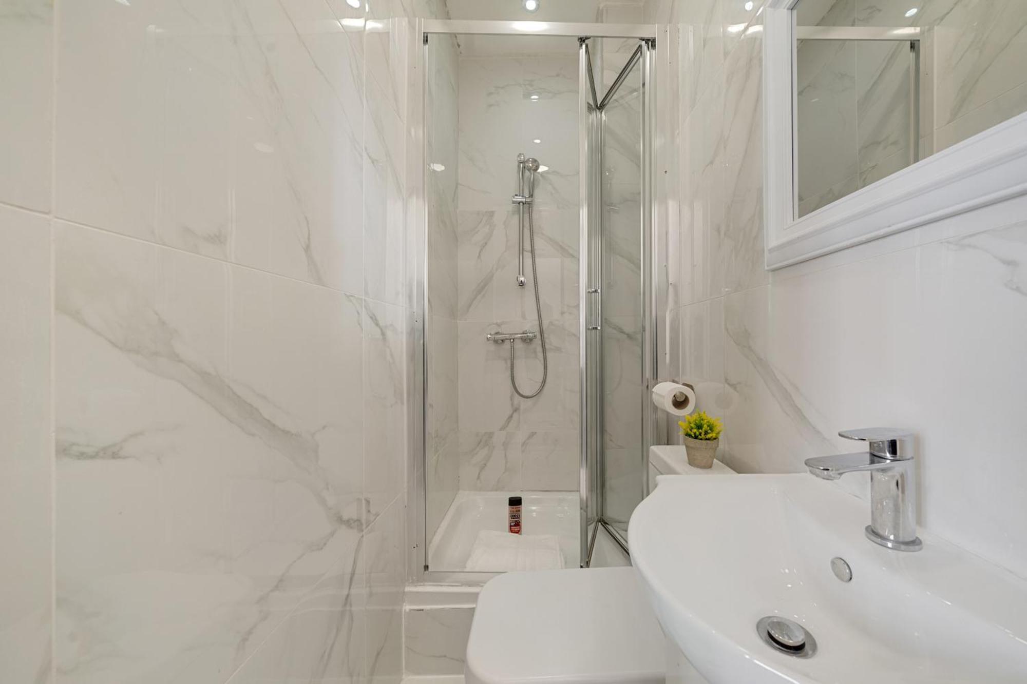 Spacious 3-Bedroom Residence In Exclusive Mayfair 7Gc London Eksteriør billede